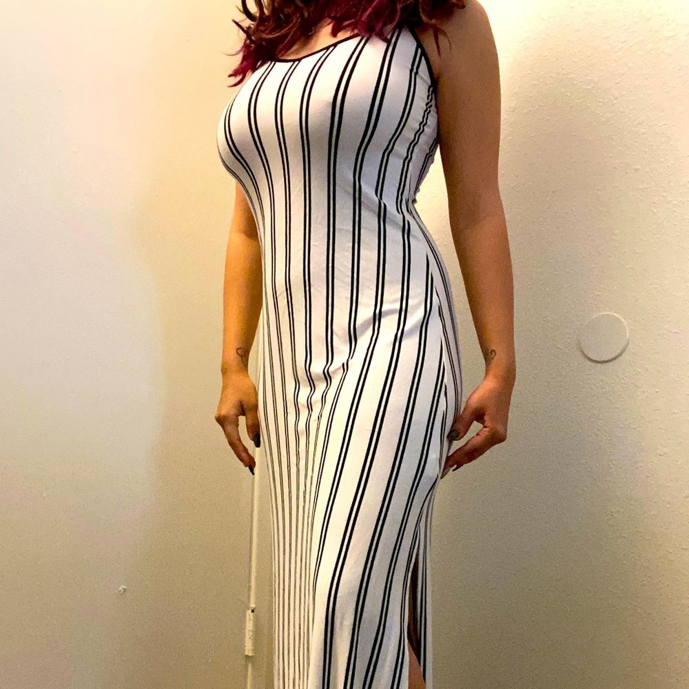 Black and white sundress☀️